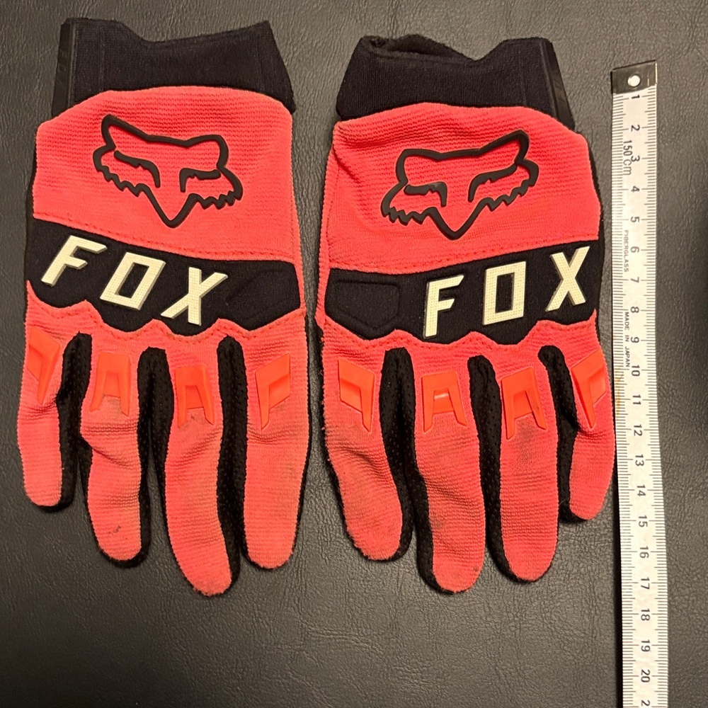 Fox Racing Dirtpaw Red and Black Gloves